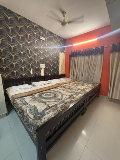 Bedroom 2, Sri Vinayaka Comforts, Mysore