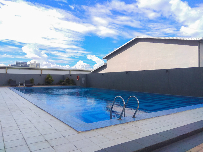 Pool, Cozy And Good Studio Room At Park View Condominium Apartment, Depok