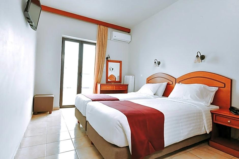 Bedroom, Athinaikon Hotel, Crete