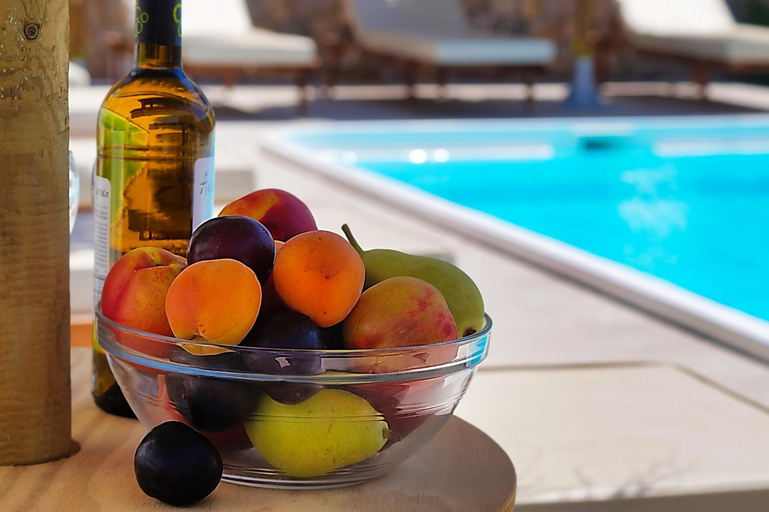 Food & Drinks 5, Avraki, South Aegean