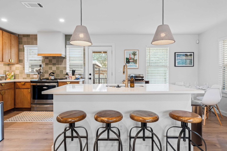 Interior 4, Casa Que Canta by Avantstay Private Pool, Firepit & Walkable East Austin Gem, Travis