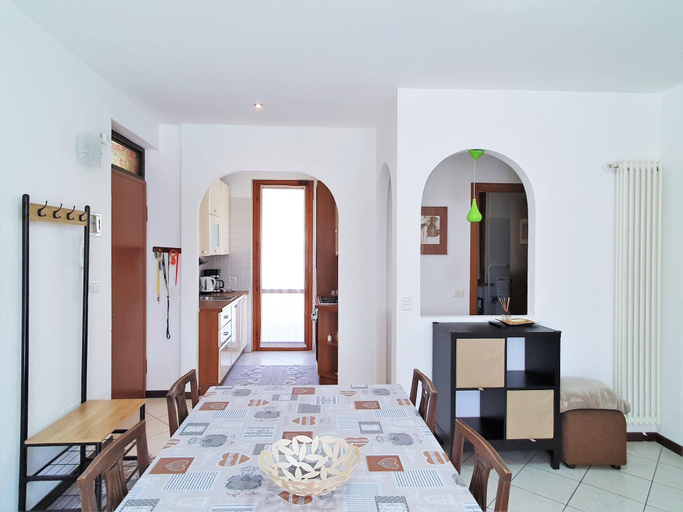 Others 3, Apartment near Lago Maggiore and Lugano, Varese