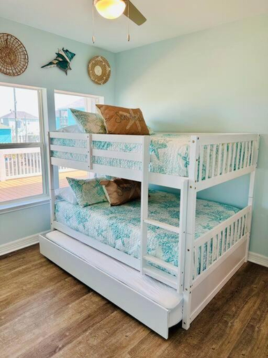 Bedroom 1, Let's get Beachy!, Galveston