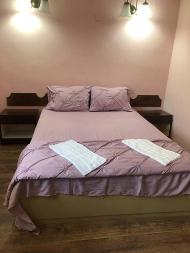 Bedroom 2, Hotel Korona Хотел Корона, Veliko Tarnovo