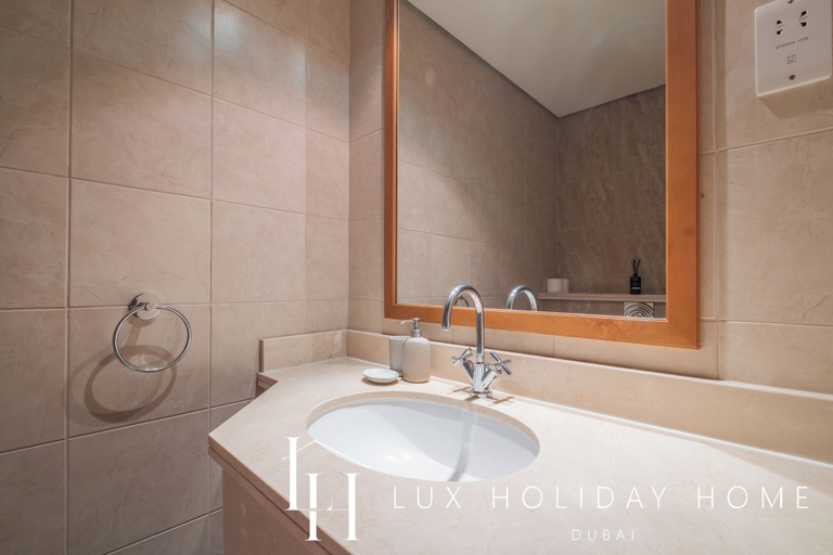 Bathroom 4, LUX The Luxury Sunny JBR Beach Views 2, Dubai
