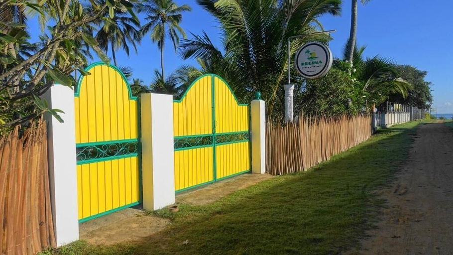 Others 5, Regina Beach Bungalow, Trincomalee Town and Gravets