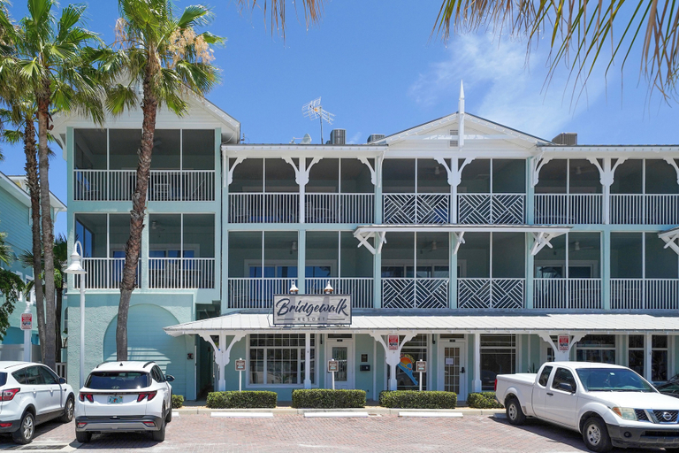 Exterior & Views 1, Bridgewalk Resort, Manatee