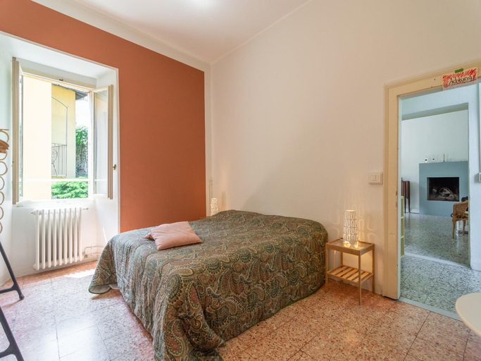Bedroom 2, Appartamento in centro storico a Cannero Riviera, Verbano-Cusio-Ossola