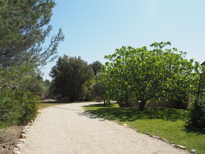 Others 5, Premium villa with garden and pool, Lambesc, Bouches-du-Rhône