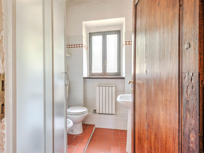Bathroom 4, Appealing Home with pool, Florence