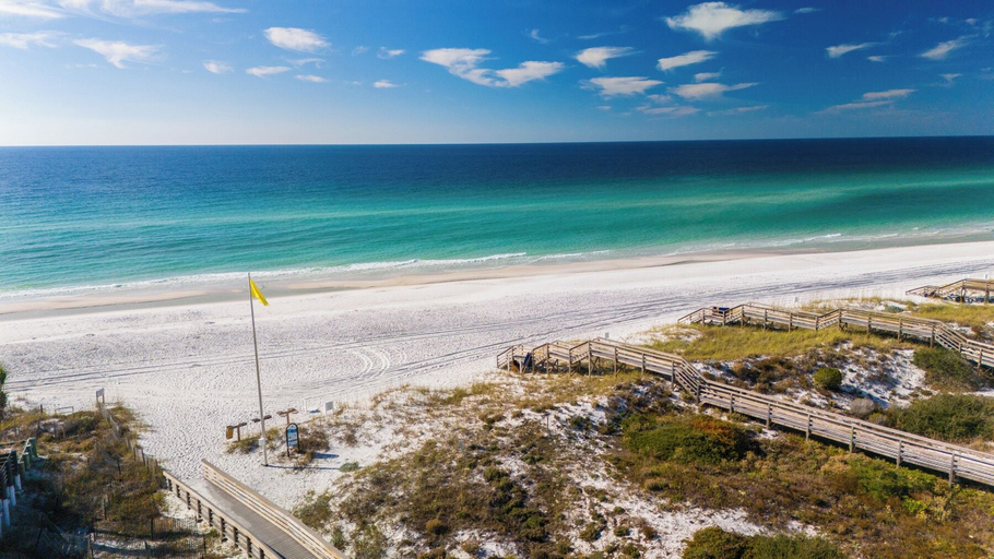 Others 3, Beachside Villas 811, Walton
