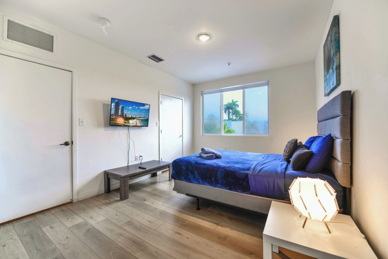 Room 2, Comfortable Miami Townhouse with Parking, Miami-Dade