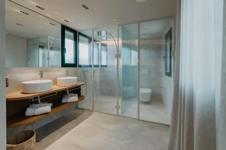 Bathroom 4, Hotel Petit Luxe, Barcelona