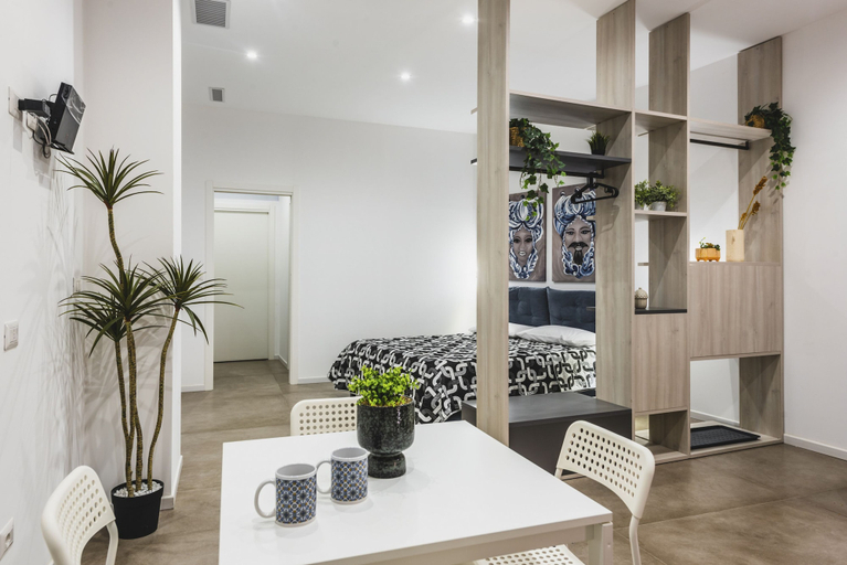 Room 5, Taormina Center Studio by Wonderful Italy, Messina