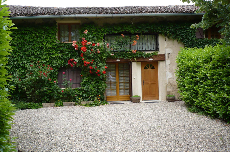 Exterior view 4, Chambre d'hotes En Saubis, Gers