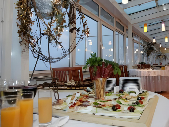 Food & Drinks 5, Hotel Bellevue, Kranj