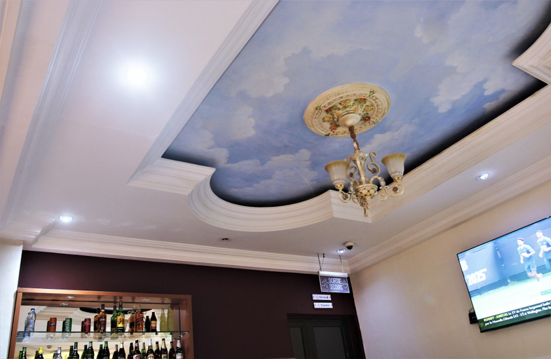 Others 5, Hotel Jouvence International, Mfoundi
