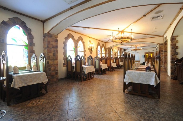 Food & Drinks 4, Hotel Kamelot, Omskiy rayon
