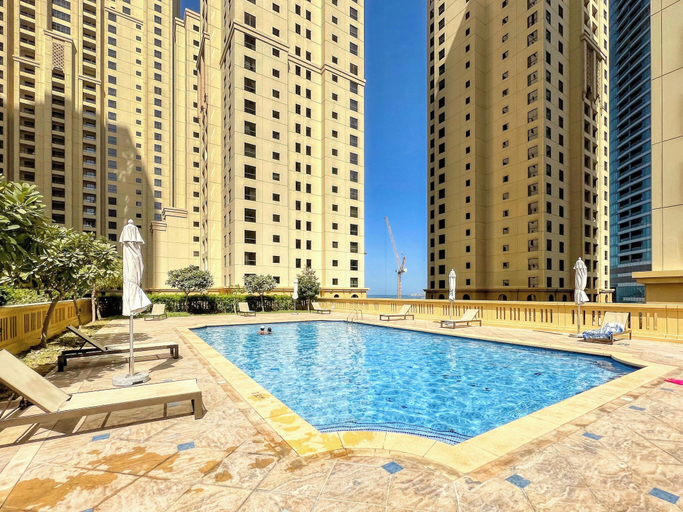 Sport & Beauty, Cozy 1BR at Bahar with great view, Dubai