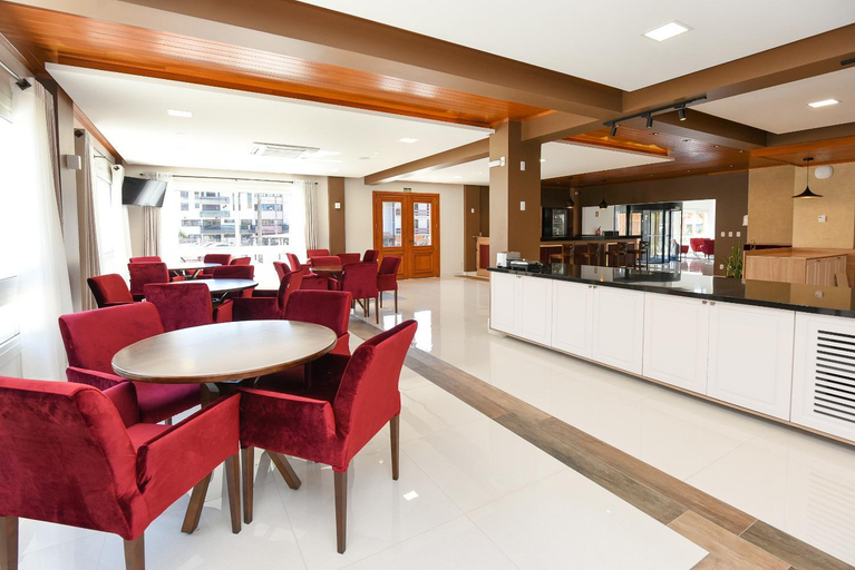 Food & Drinks 5, Hotel Alles Berg, Nova Palma