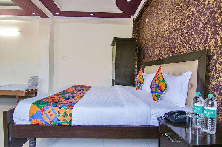 Bedroom 3, FabHotel City Palace, Dehradun