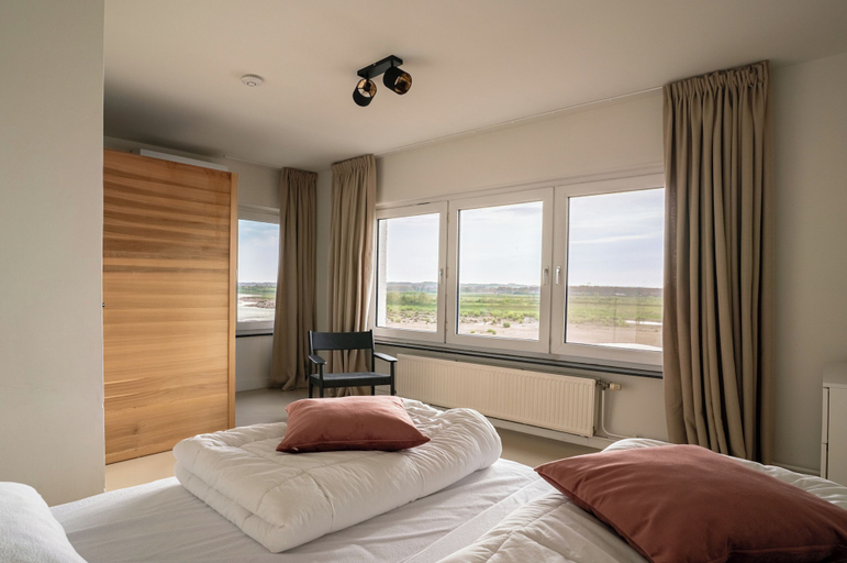 Others 5, Maas Suites - The River House, Limburg