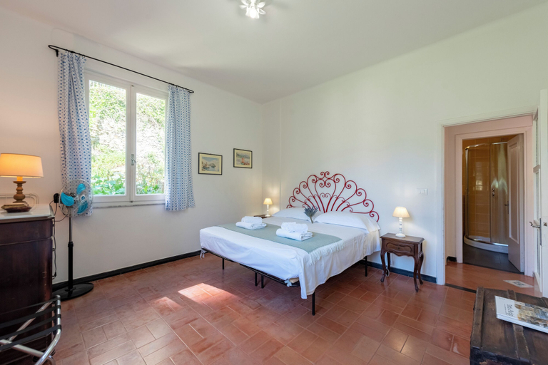 Room 5, Middle Apartment Vernazza, La Spezia