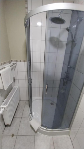 Bathroom 5, Hotel & Restaurant - Zum Schleicher Kuckuck, Trier-Saarburg