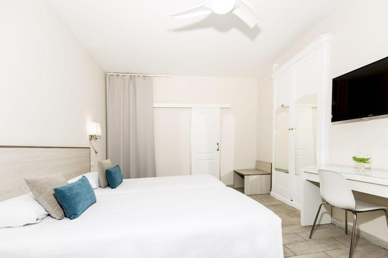 Bedroom 4, Hotel Madrid, Las Palmas