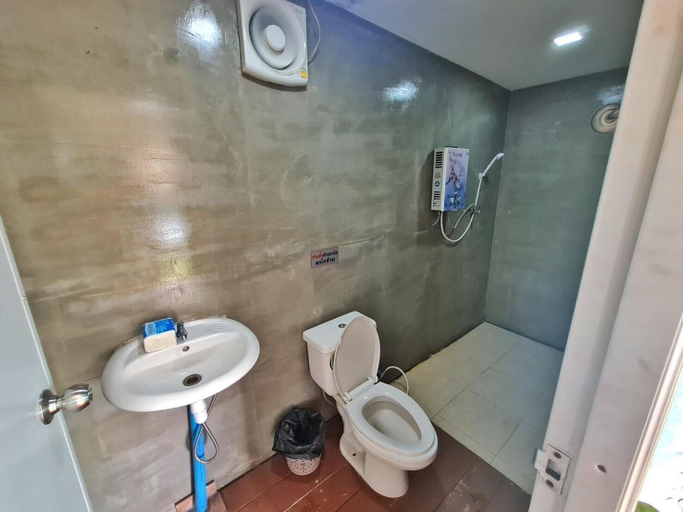 Bathroom 4, Phuwin Homestay Monjam, Mae Rim