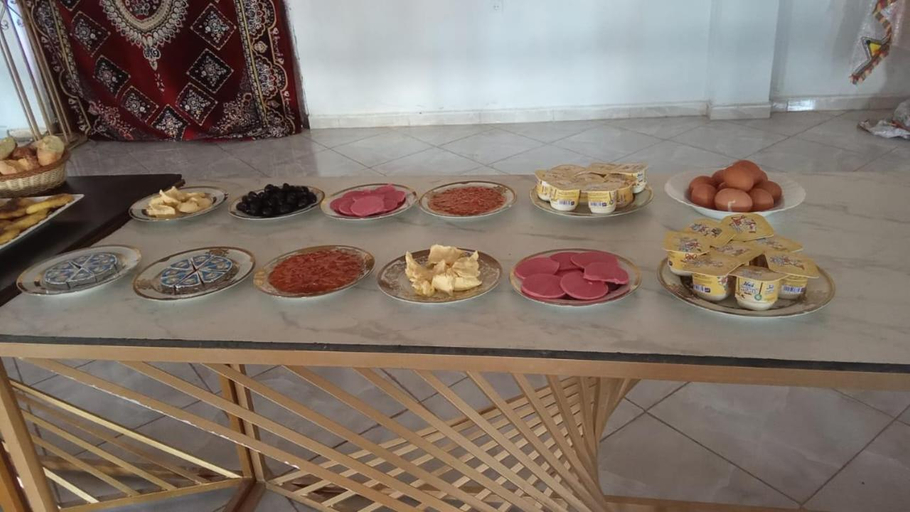 Food & Drinks 5, Hotel et Restaurant ARIJ, Khénifra