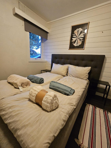 Bedroom 2, Private room - 6 in a luxury villa CHALET STYLE, Oslo