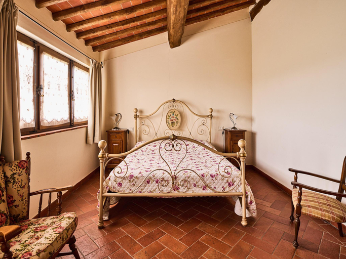 Bedroom, Tranquil Chianti Escape for 4, Arezzo