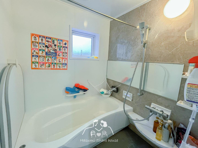 Bathroom 2, A t a shinchi share house, Sapporo