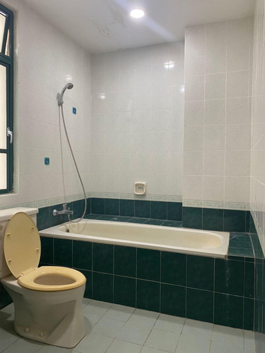 Others 5, 3R Balcony & Wifi Haven, Kuching