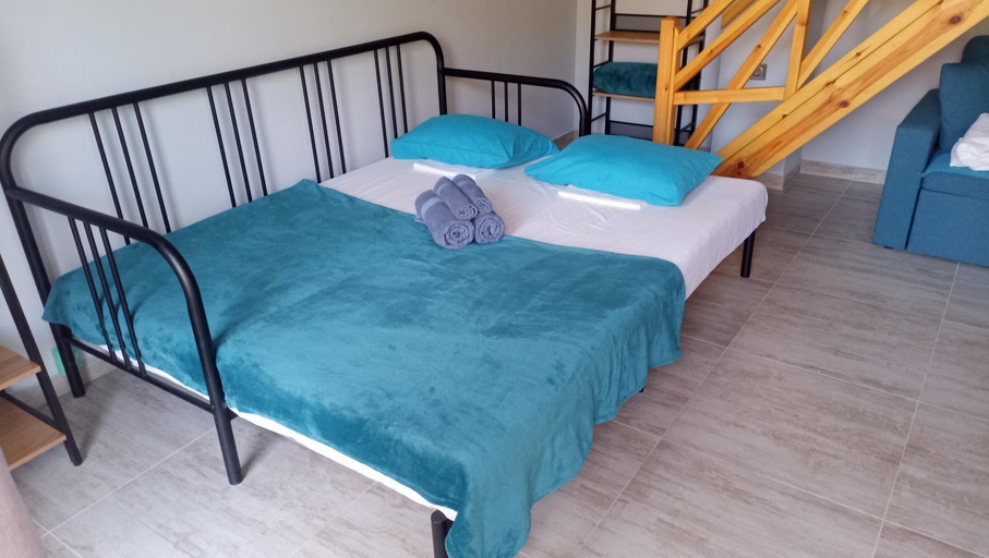Others 2, Xristos apartment and maisonettes, Central Macedonia