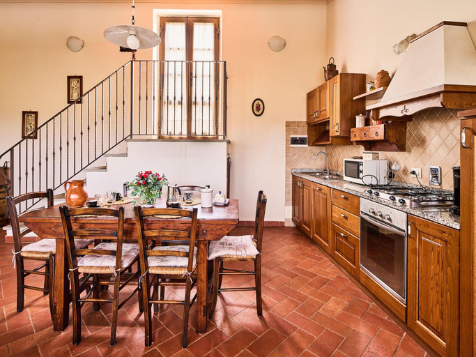 Others 5, Tranquil Chianti Escape for 4, Arezzo
