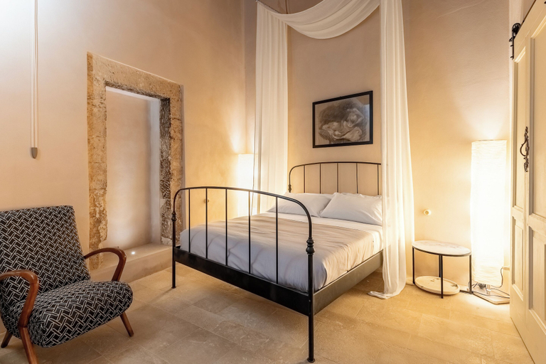 Room 5, Charming Nest with Terrace by Wonderful Italy, Syracuse