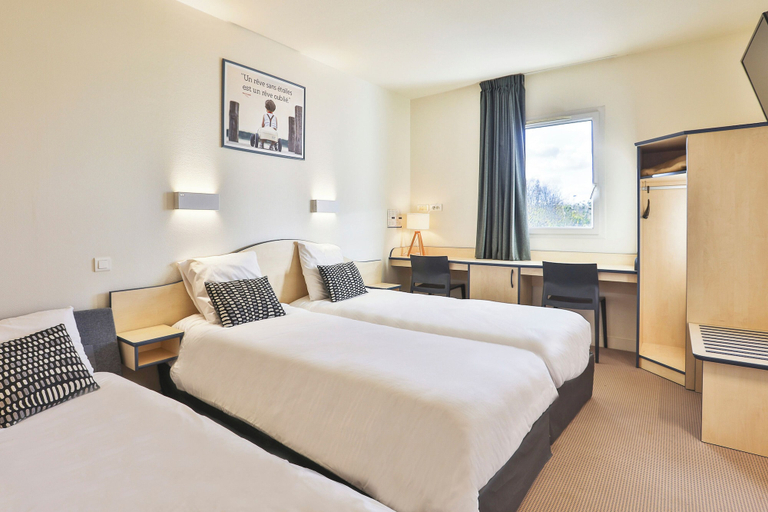 Bedroom 3, ACE Hôtel Vendée Sainte Hermine, Vendée
