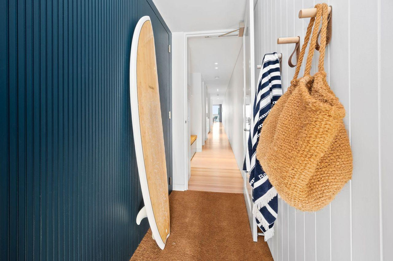 Others 3, Louttit Bay Apartment 1, Surf Coast - West