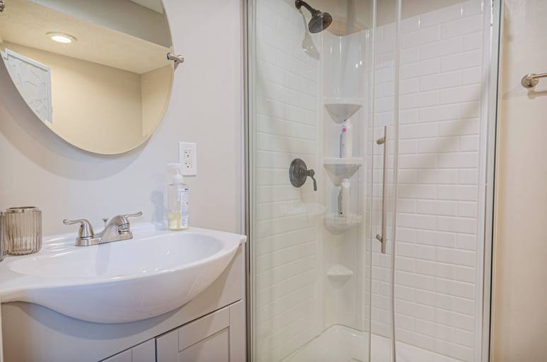 Bathroom 3, Cozy Studio Home Fully Equipped, Muscogee