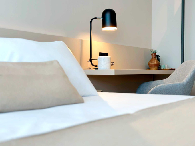Bedroom 2, HQ Arena Hotel, Valencia