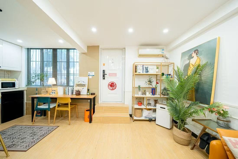 Living area 2, Shanghai Hills&Zinn Changle road Homestay, Shanghai