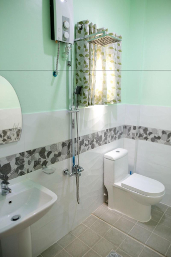 Bathroom 4, Luzmin BH - Pink House, Oslob
