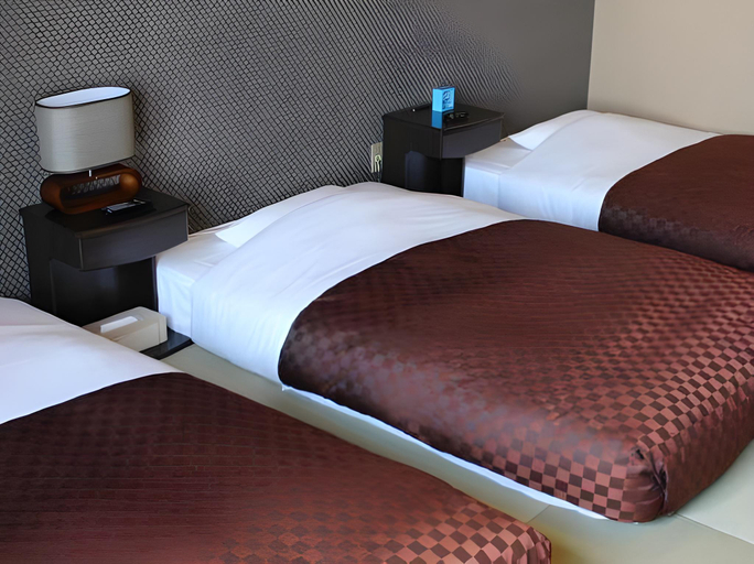 Bedroom 3, Hotel Shiosai, Fujisawa