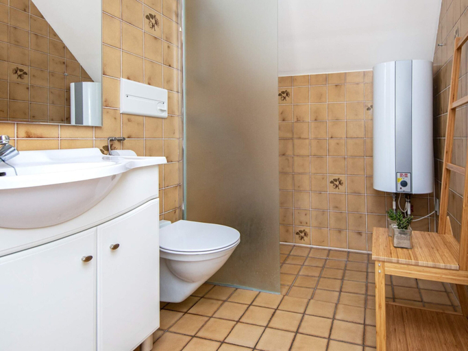 Bathroom 4, 5 Person Holiday Home in Romo-by Traum, Tønder