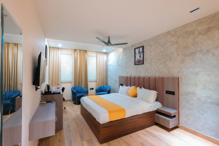 Bedroom 1, Hotel Milanza, Sahibzada Ajit Singh Nagar