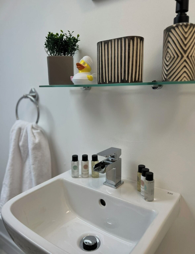 Bathroom 3, The Courtyard Bar, Kitchen & Rooms, Falkirk