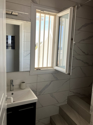 Room 4, Helios Thalassa 82 sqm, South Aegean