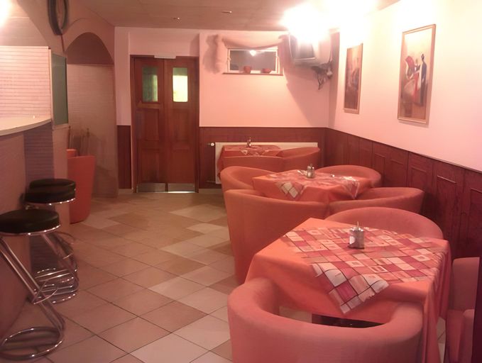 Food & Drinks 4, Penzion Premona, Nitra